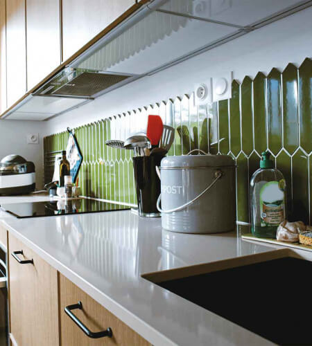 Rénovation cuisine, pose d'une nouvelle crédence à Sèvres