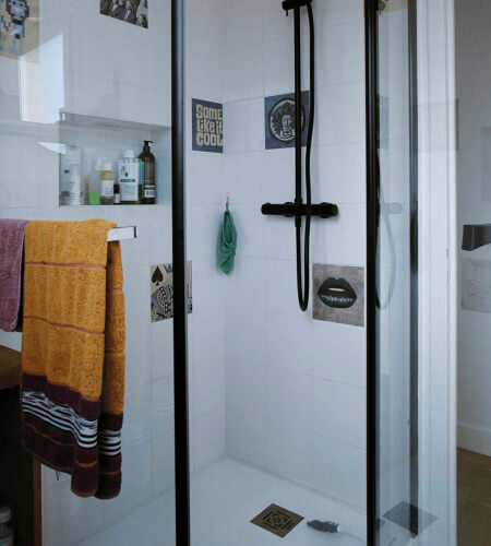 Rénovation salle de bain à Sèvres, pose d'une douche