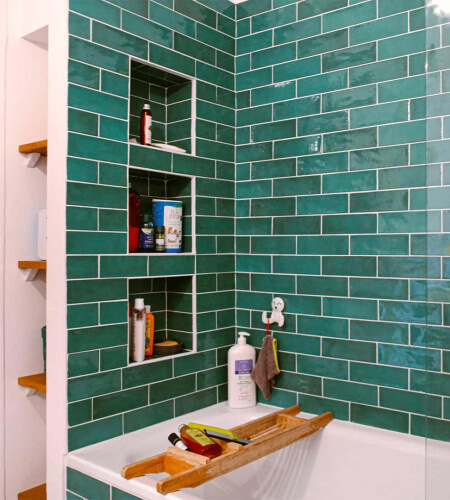 Rénovation de salle de bain à Paris par Atelier Sésame