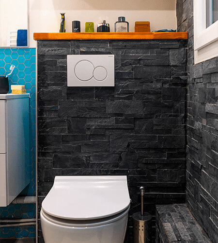 Rénovation toilettes pierres naturelles Paris 17